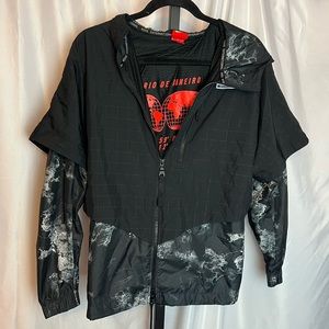Nike Women's International Jacket Rio de Janeiro Black, size Medium